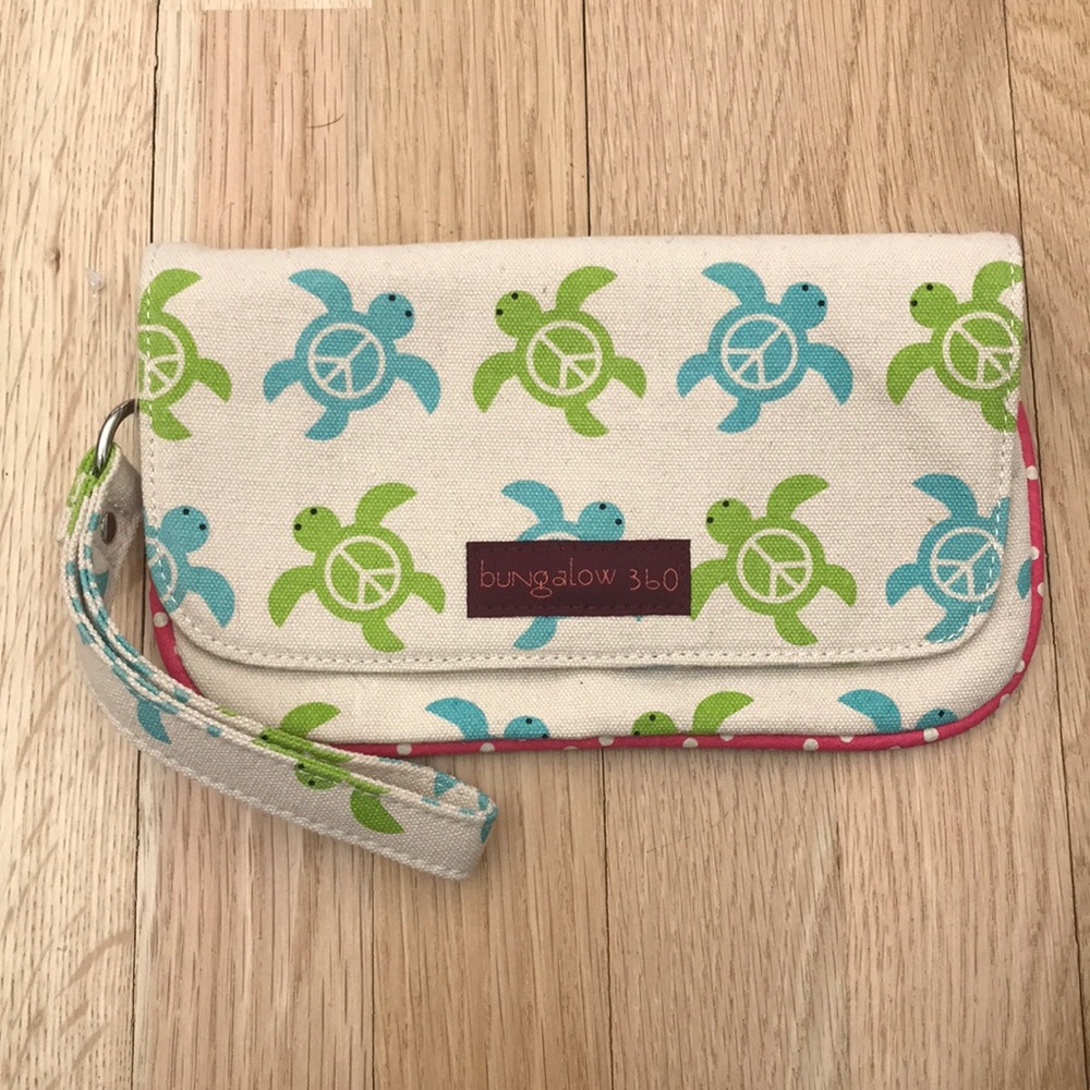 Bungalow 360 Canvas Wristlet